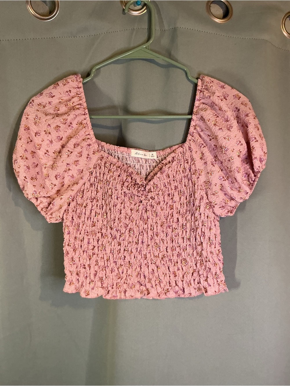 Active USA Pink Smocked Puff-Sleeve Crop Top